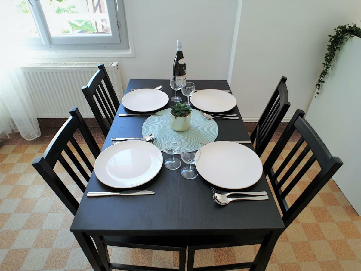 Au 36, Les Apparts Hotel Joigny Kültér fotó